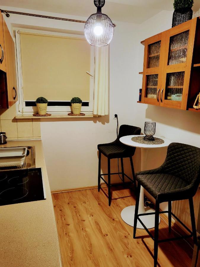 Apartament Wakacyjny Ines -Ustka-Na Wydmie,Samodzielne Zameldowanie,Garaz Do Dyspozycji Gosci Exterior photo